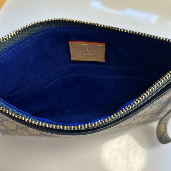 Gucci Wristlet/Clutch - Picture 3 of 5